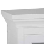 Armoire murale de salle de bain à deux portes Hayes avec niches blanches - WyndenHall