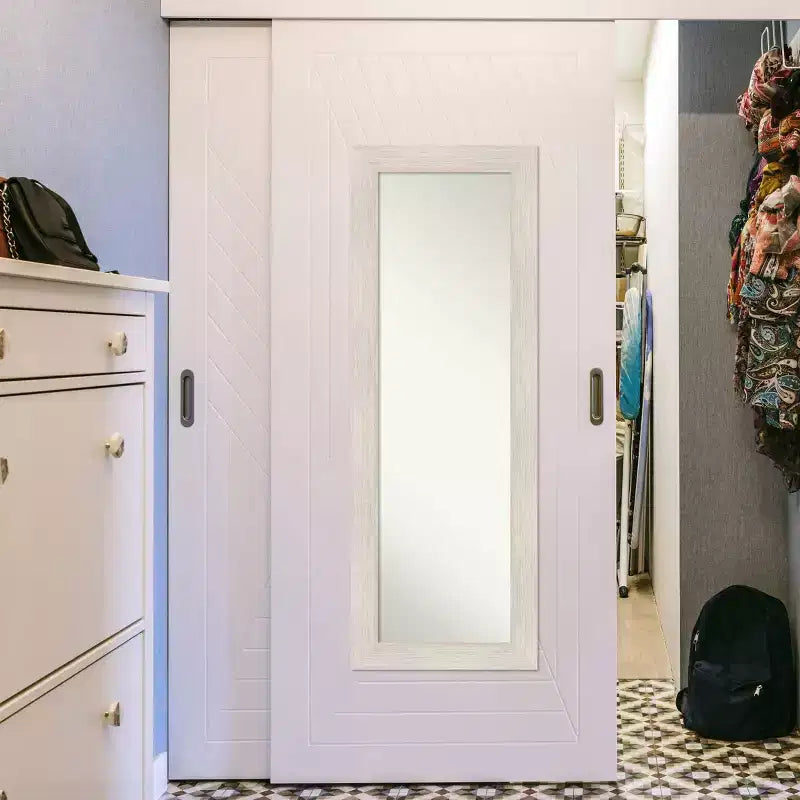 Miroir pleine longueur de 48,26 cm x 134,62 cm avec cadre en bois dur blanc à suspendre à la porte - Amanti Art : À suspendre à la porte, Corps, Aucun assemblage requis