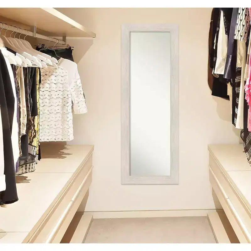 Miroir pleine longueur de 48,26 cm x 134,62 cm avec cadre en bois dur blanc à suspendre à la porte - Amanti Art : À suspendre à la porte, Corps, Aucun assemblage requis