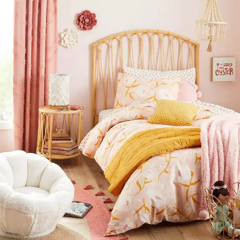 Table de chevet en rotin pour enfants naturelle - Pillowfort™