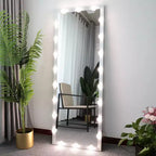 Miroir pleine longueur Hollywood 63x24 argenté avec lumières : 4 modes de couleur, commande tactile, mural ou sur pied