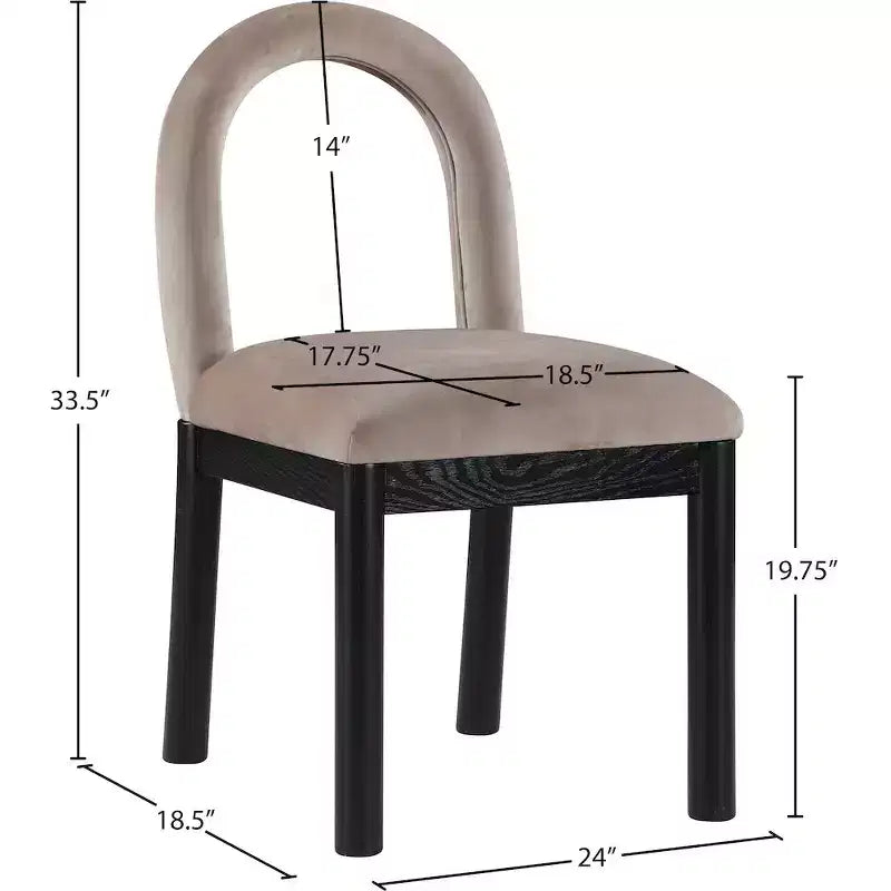 Meridian Furniture, Chaise de salle à manger en velours Conrad