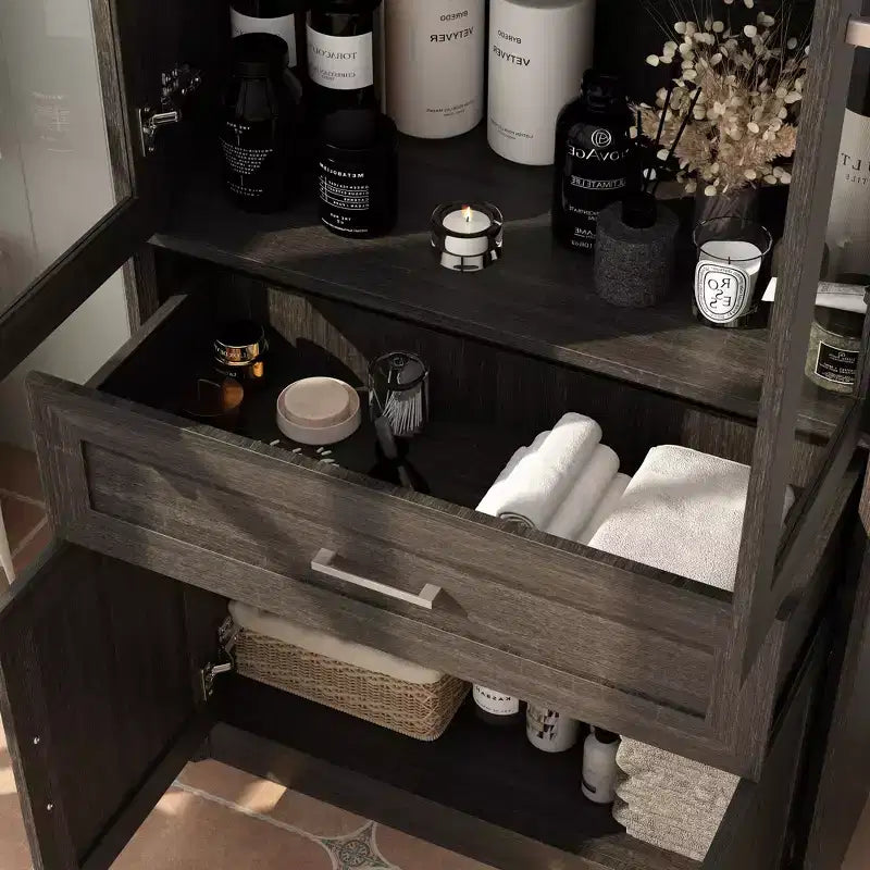 Meuble de Rangement Haut de Salle de Bain Famapy, Unité de Rangement Autonome avec Portes en Verre, Conception Anti-basculement, pour Petits Espaces, Foncé