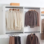 HomeStock Série Devi 31,5-94,5 po L Système de Rangement Modulaire Mural Tringles Doubles 1 Étagère Système de Rangement en Bois