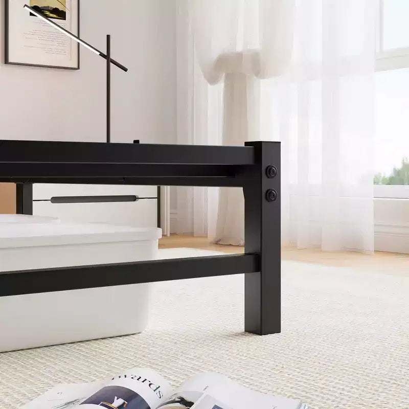 MAYEERTY Lit Queen Size Noir Métal Tête de lit en Bois Cadre de Lit Lumières RVB Chargeur Étagère de Rangement Silencieux Pas de Sommier Tapissier Nécessaire