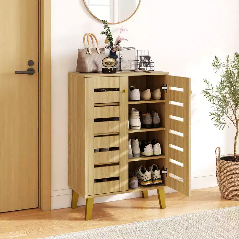 Meuble à Chaussures Costway à 4 Niveaux en Bois avec Portes et Étagères Amovibles pour Entrée