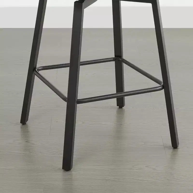 Tabouret de comptoir pivotant Spruce&Spring avec dossier incurvé, assise double épaisseur et piètement en métal