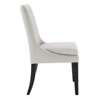 Chaise de salle à manger tapissée Spruce&Spring avec coussin d'assise double épaisseur et pieds en bois