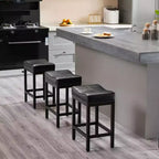 Lot de 2 tabourets de bar rembourrés pivotants et réglables en hauteur Okak avec repose-pieds, chaises de comptoir sans accoudoirs en cuir PU pour salles à manger
