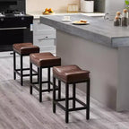 Lot de 2 tabourets de bar rembourrés pivotants et réglables en hauteur Okak avec repose-pieds, chaises de comptoir sans accoudoirs en cuir PU pour salles à manger
