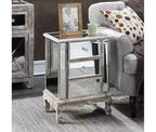 HomeStock Table d'appoint rectangulaire de 24,75 po de hauteur en verre, couleur argent, 1 pièce