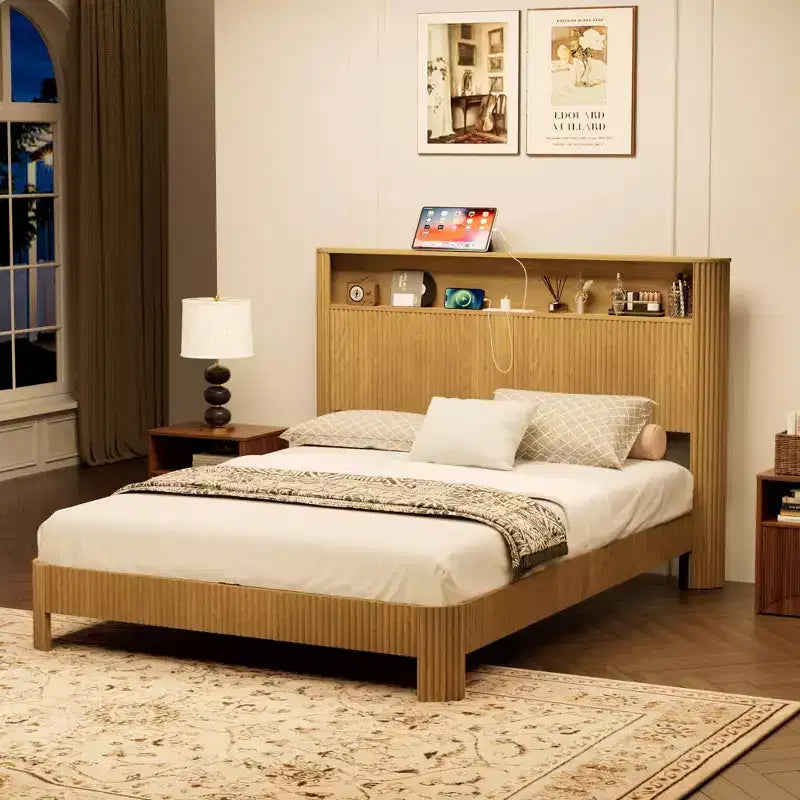 Cadre de lit ModernLuxe Queen/Full XL avec tête de lit de rangement, station de charge intégrée, design ondulé, support silencieux