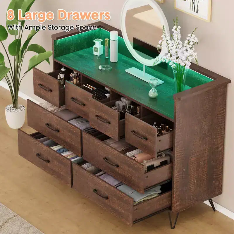 Commode 8 tiroirs, Meuble TV de chambre avec lumières LED et prise de courant, Grande commode pour couloir, salon, entrée
