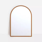 HomeRoots – Ensemble de deux miroirs de salle de bain encadrés en bois de noyer cintré