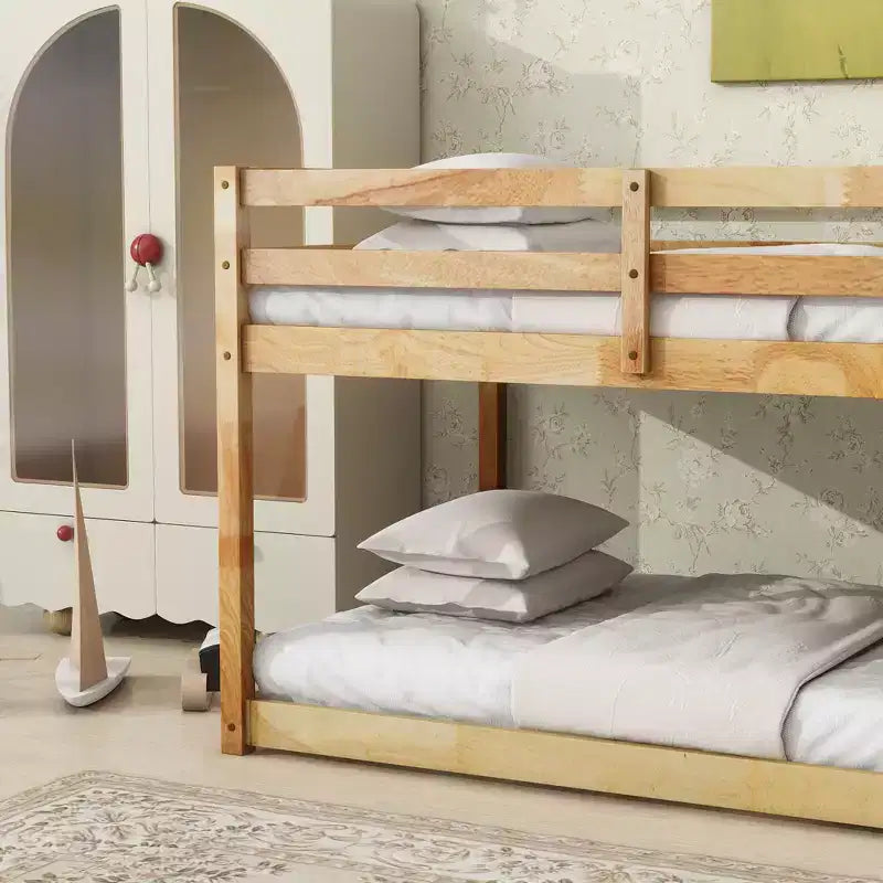 Lit superposé jumeau sur jumeau Okak 77.3IN avec échelle, lit jumeau avec garde-corps et lattes renforcées, cadres de lit pour chambre d'enfant, salle de jeux, Naturel