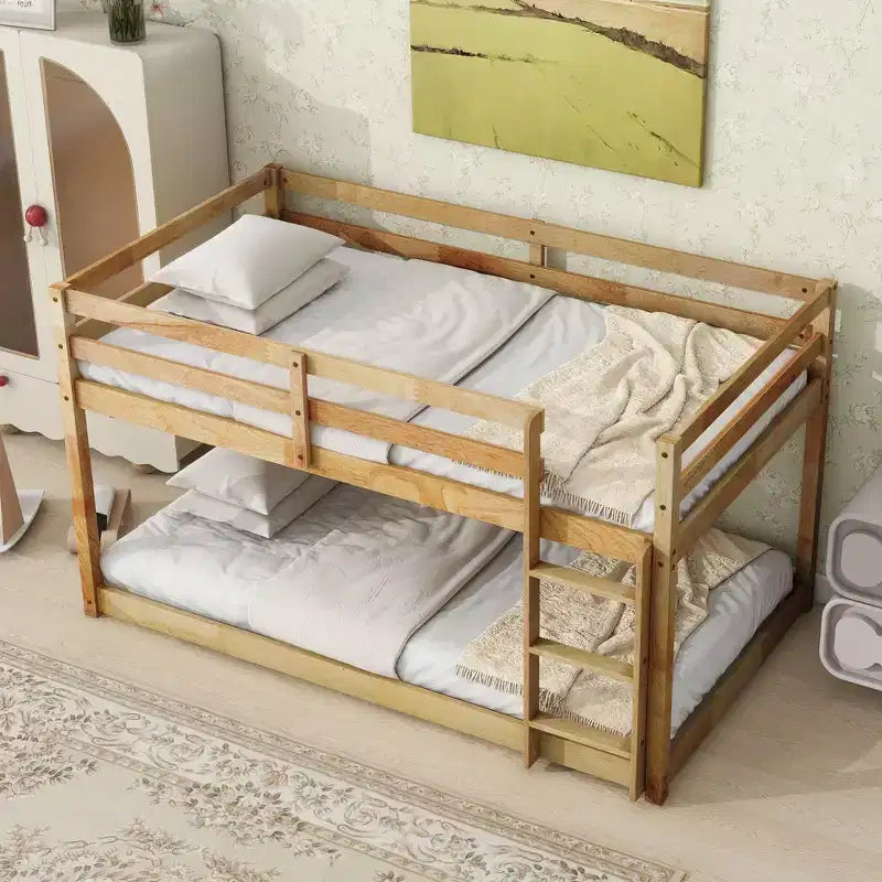 Lit superposé jumeau sur jumeau Okak 77.3IN avec échelle, lit jumeau avec garde-corps et lattes renforcées, cadres de lit pour chambre d'enfant, salle de jeux, Naturel