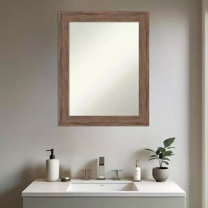 Miroir mural de salle de bain encadré non biseauté brun moyen Amanti Art Pia