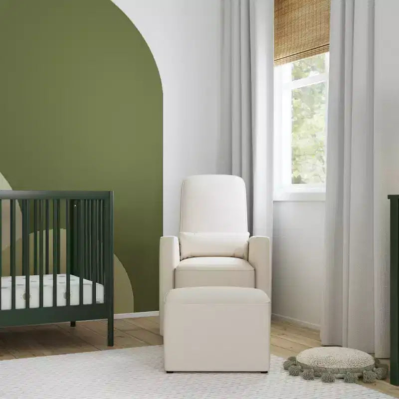 Fauteuil-planeur et pouf d'allaitement Olive de daVinci - Fini crème avec passepoil crème