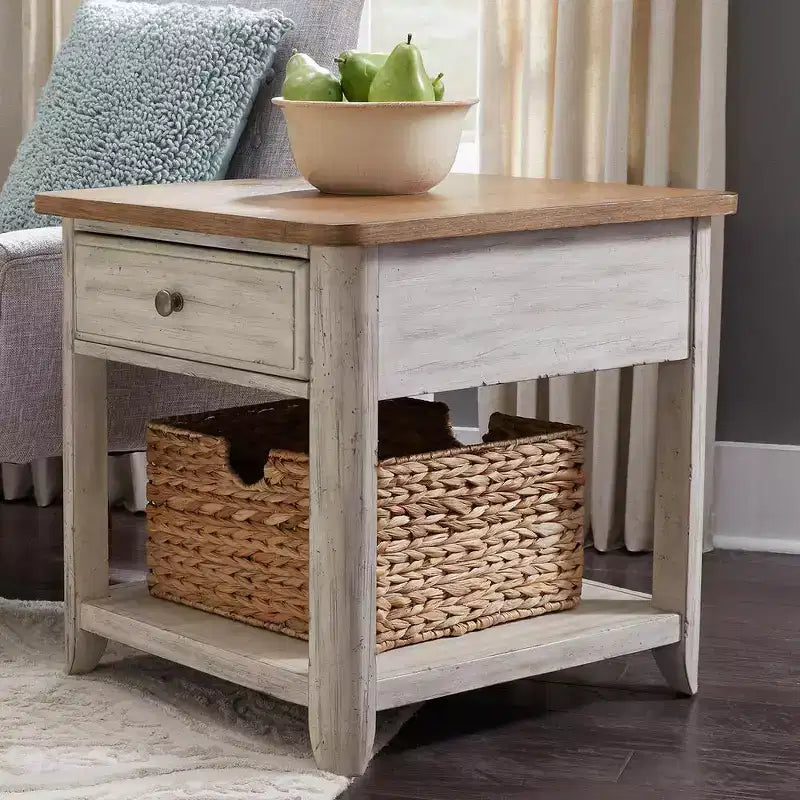 Liberty Furniture, Table d'appoint revisitée style ferme avec panier, blanc antique avec plateau couleur châtaigne