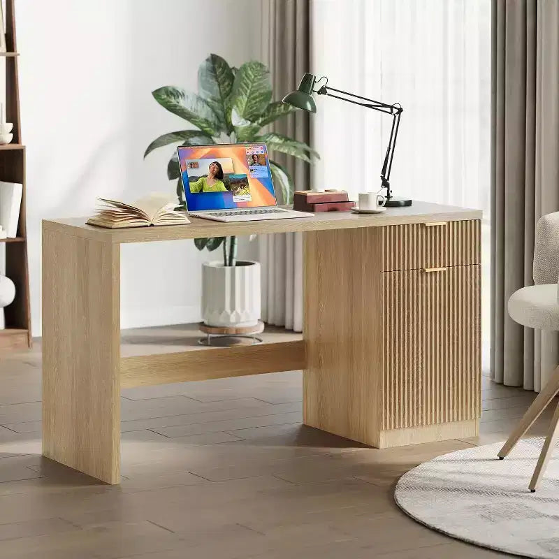 Bureau de direction cannelé de 60 po avec tiroirs, bureau d'ordinateur moderne pour la maison avec armoire de rangement, poste de travail en bois pour le travail, l'étude, l'écriture, chêne