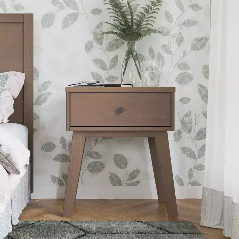 Table de chevet à 1 tiroir Child Craft SOHO pour chambre de bébé ou d'enfant, grand tiroir de rangement, fabriquée en pin robuste, finition non toxique et sans danger pour les bébés