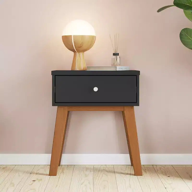 Table de chevet à 1 tiroir Child Craft SOHO pour chambre de bébé ou d'enfant, grand tiroir de rangement, fabriquée en pin robuste, finition non toxique et sans danger pour les bébés