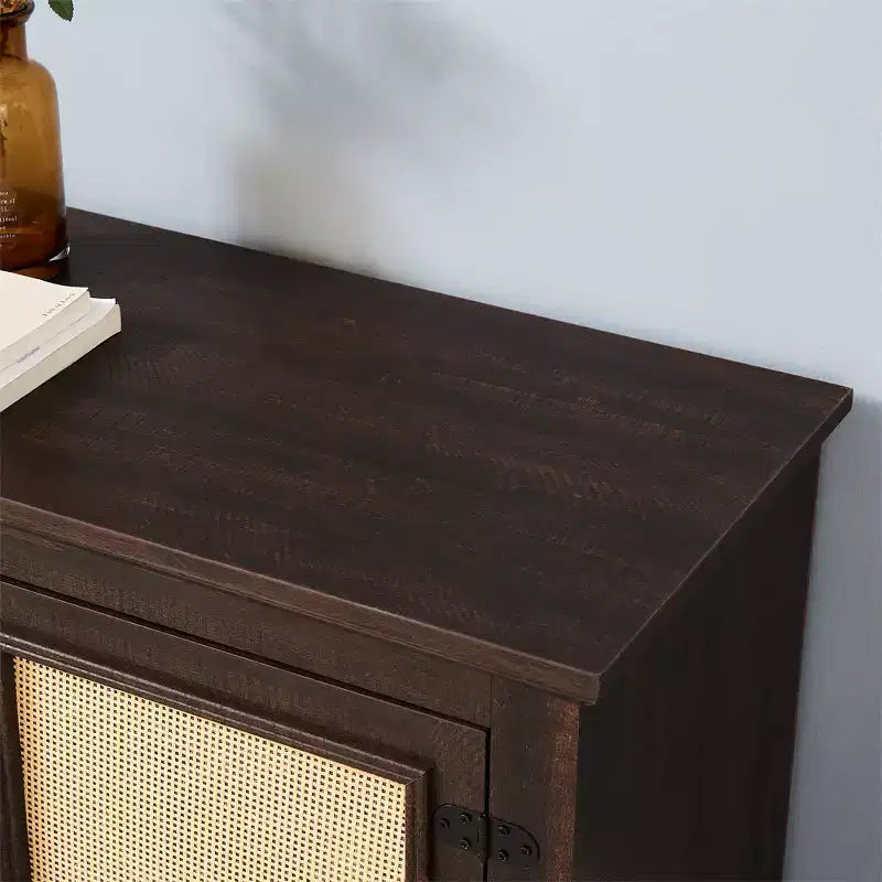 Meuble TV de ferme, pour écrans jusqu'à 70 pouces, meuble de divertissement en bois avec 2 étagères ouvertes et 2 portes en rotin, table console pour salon