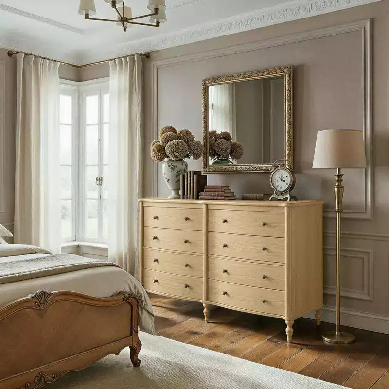 Commode vintage Homsee noire/chêne clair à façade incurvée avec 8 tiroirs, commode de chambre de luxe avec boutons en bronze, table de toilette