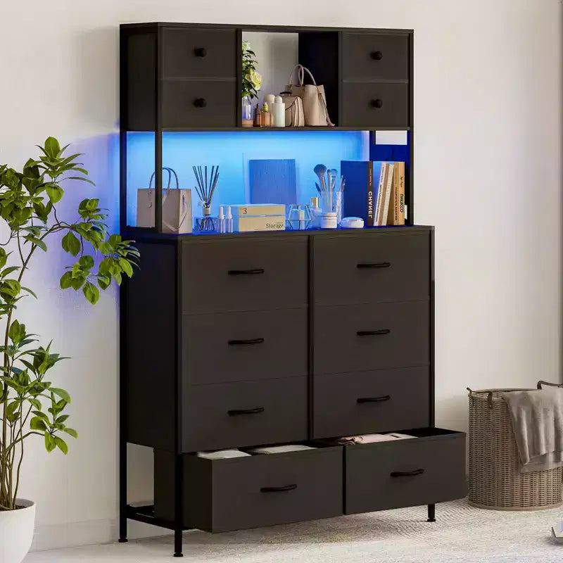 Commode de chambre, commode en tissu à 12 tiroirs avec éclairage, prise de courant et étagères ouvertes, plateau en bois et cadre métallique