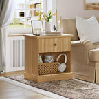 Table de chevet cannelée avec tiroir, Table d'appoint moderne avec étagère ouverte, Table de chevet peu encombrante avec base courbée pour chambre ou salon