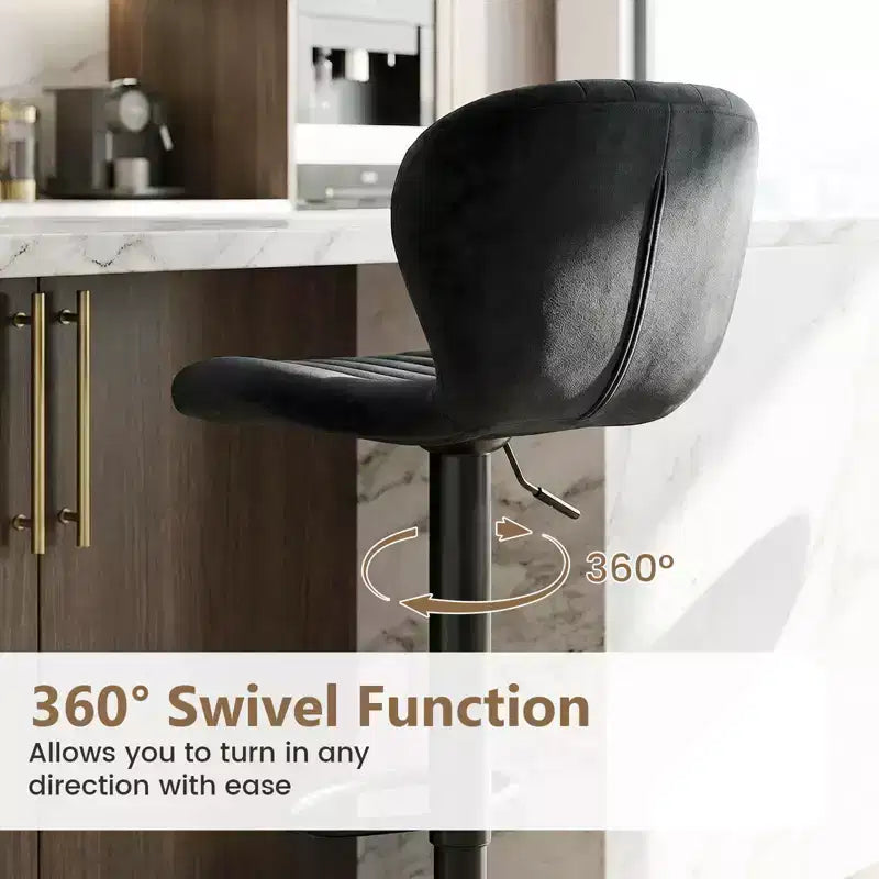 Lot de 2 ou 4 tabourets de bar Costway avec dossiers rembourrés en velours, sièges rembourrés, repose-pieds en métal, noir/gris + noir