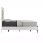 Lit panneau double Passion Furniture Moreland en bois blanc étincelant