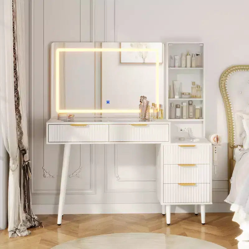 Coiffeuse avec lumières, coiffeuse cannelée de 122 cm avec plateau en verre et miroir éclairé HD de 91 cm, table de maquillage avec 5 tiroirs et étagères à 3 niveaux, blanche