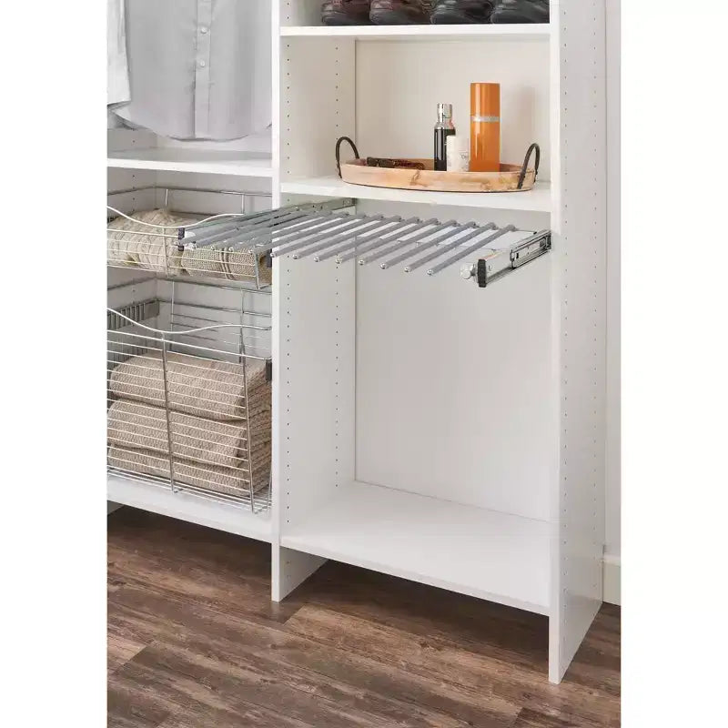 Rev-A-Shelf 24 Glissière pour cadre en fil métallique, capacité 9 pantalons, pour gain de place et organisation de placard, Chrome, PSC-2414CR