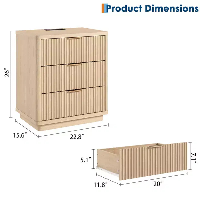 Table de chevet Garvee à 3 tiroirs, table de chevet cannelée avec prise, table de nuit en bois clair avec rangement pour chambre et salon, peu encombrante