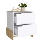 Cette table de chevet Luss à 2 tiroirs allie un style contemporain à des solutions de rangement astucieuses, créant ainsi un meuble peu encombrant.