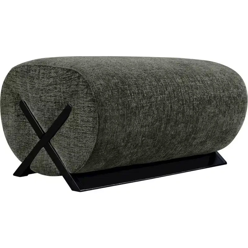 Pouf rembourré en tissu Akira Meridian Furniture