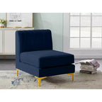 Fauteuil sans accoudoirs en velours bleu marine Alina Meridian Furniture