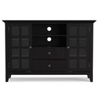 Meuble TV Rustique Large en Bois Massif Normandie pour TV jusqu'à 53" Noir - WyndenHall : Rangement Multimédia, Étagères Réglables