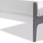 Lit plateforme en bois fini de style mission moderne classique Nereida jumeau Blanc/Gris - Baxton Studio