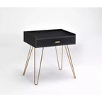 23,5" table d'appoint Allen Mid-Century noire - Ore International : pieds en cuivre chromé, tiroir de rangement