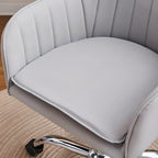 Chaise de bureau pivotante en cuir gris élégant