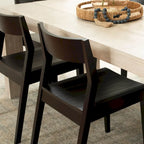 Chaise de salle à manger moderne en bois massif Plank and Beam