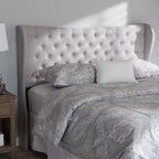 Tête de lit Cadence moderne et contemporaine avec oreilles et boutons touffetés en tissu gris - Baxton Studio