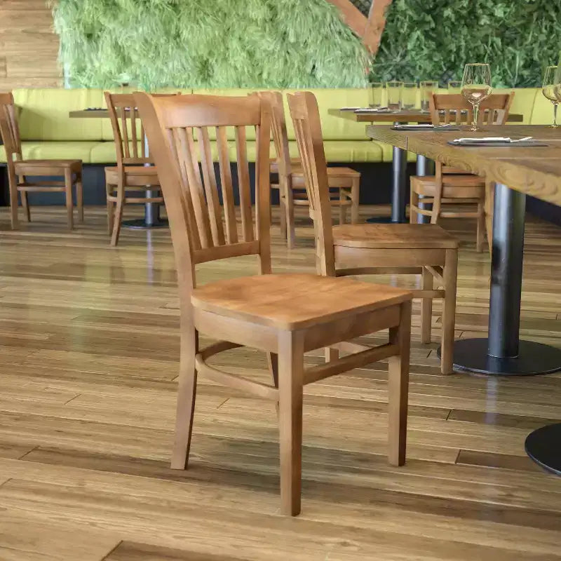 Chaise de restaurant en bois à lattes verticales Flash Furniture