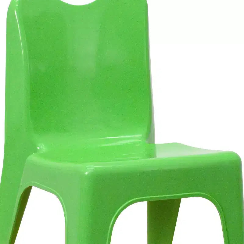 Emma and Oliver Lot de 4 chaises d'école en plastique empilables avec poignée de transport et hauteur d'assise de 27,9 cm