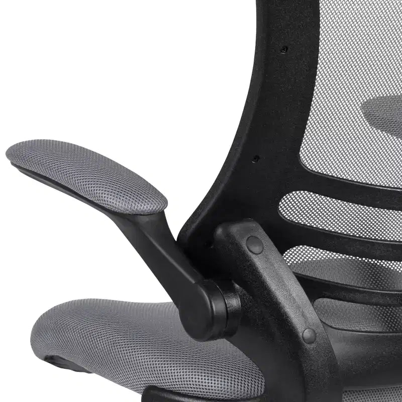 Chaise de dessinateur ergonomique Emma and Oliver Mid-Back Mesh avec repose-pieds et accoudoirs relevables