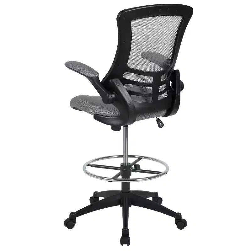 Chaise de dessinateur ergonomique Emma and Oliver Mid-Back Mesh avec repose-pieds et accoudoirs relevables