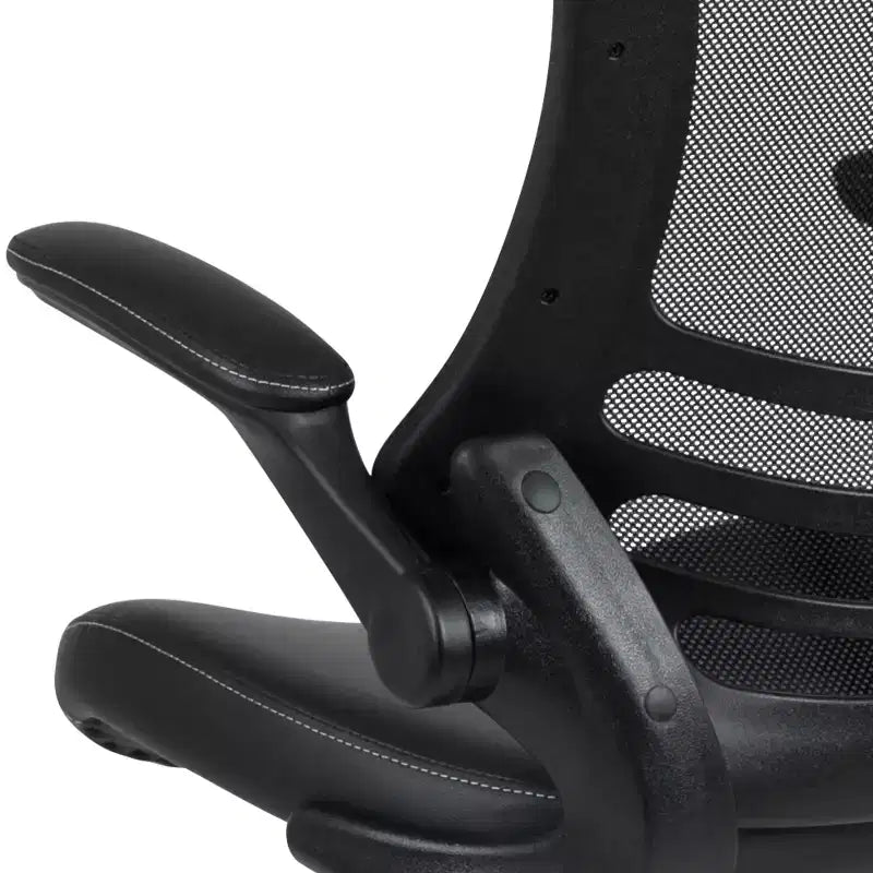 Chaise de dessinateur ergonomique Emma and Oliver Mid-Back Mesh avec repose-pieds et accoudoirs relevables