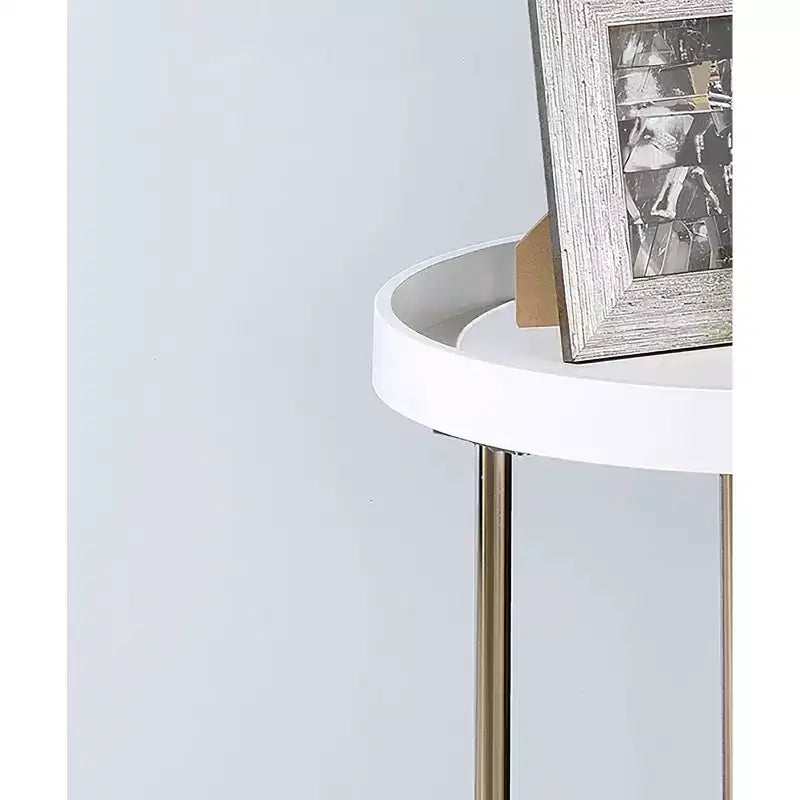 21,75 Table d'appoint Edie à bord relevé de style Mid-Century - Ore International